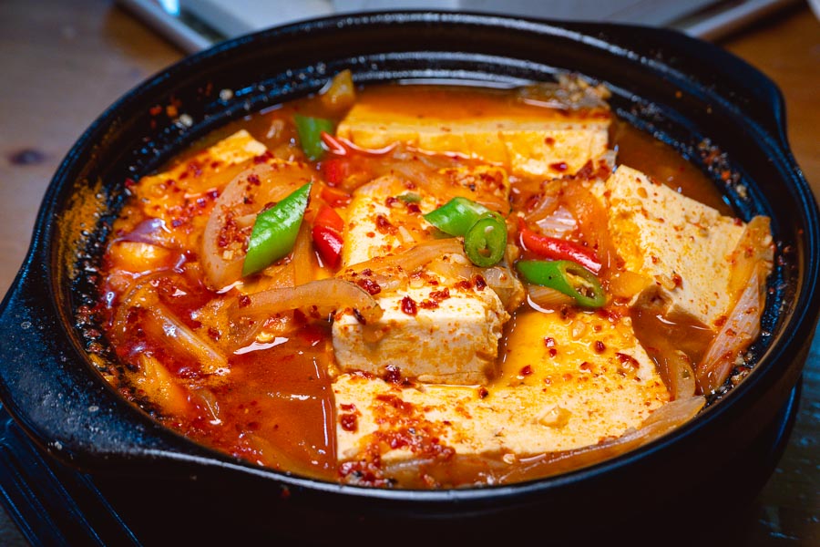 Fresh tofu at this Chaoxian restaurant in Koreatown, Shanghai. Photo by Rachel Gouk @ Nomfluence.