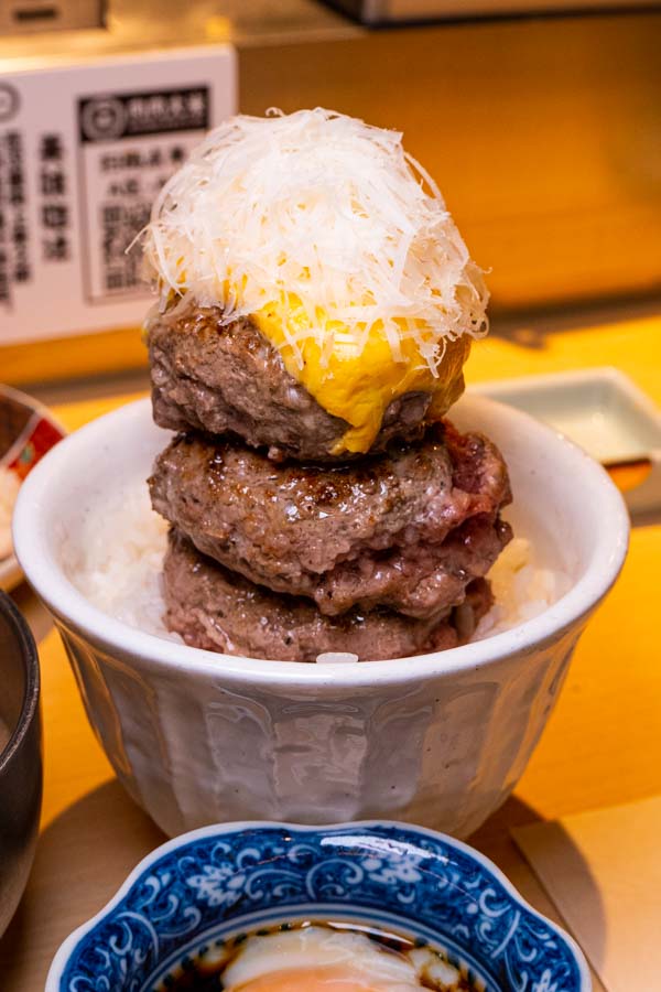 Japanese Hamburger Rice restaurant chain in Shanghai: Rou Rou Da Mi 肉肉大米. Photo by Rachel Gouk @ Nomfluence.