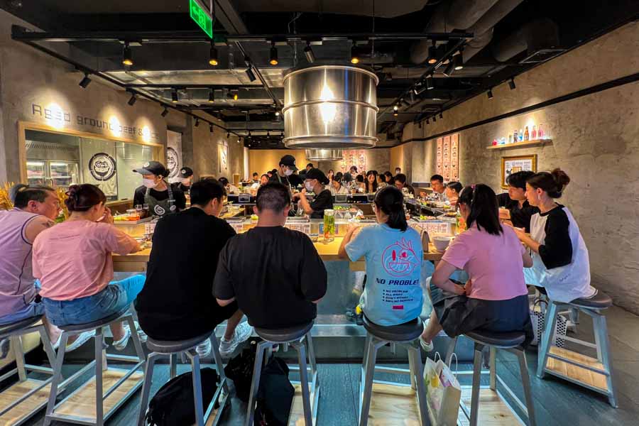 Japanese Hamburger Rice restaurant chain in Shanghai: Rou Rou Da Mi 肉肉大米. Photo by Rachel Gouk @ Nomfluence.