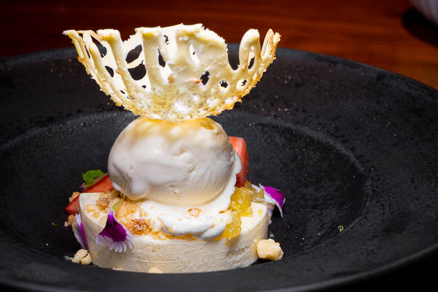 Azul, a Spanish-Latin restaurant in Shanghai. Photo by Rachel Gouk @ Nomfluence