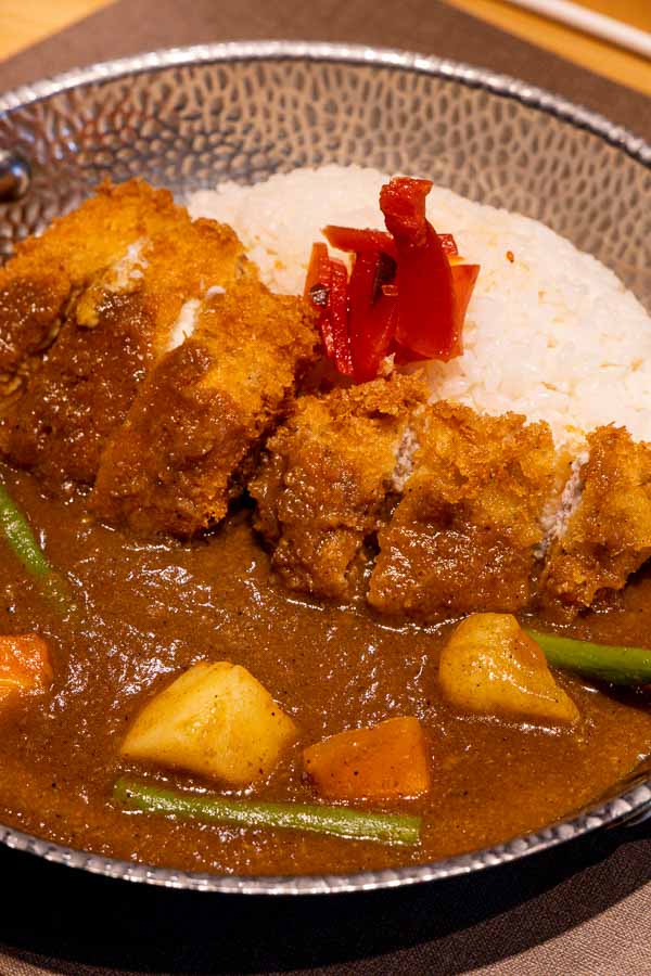 Manzhong Curry for curry eel rice in Jing'an. Photo by Rachel Gouk @ Nomfluence.