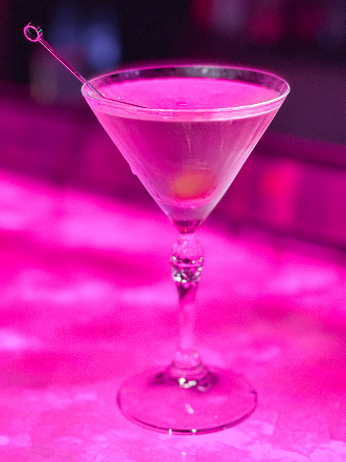 Shanghai Nightlife on the Bund: Former Bar Rouge turns into KEV. @ Nomfluence