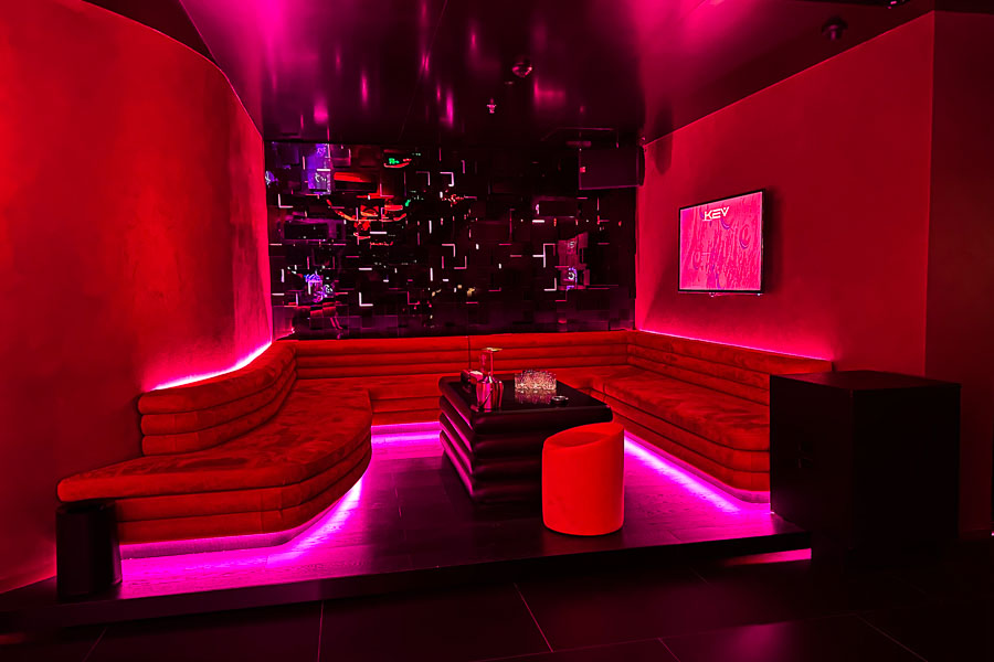 Shanghai Nightlife on the Bund: Former Bar Rouge turns into KEV. @ Nomfluence