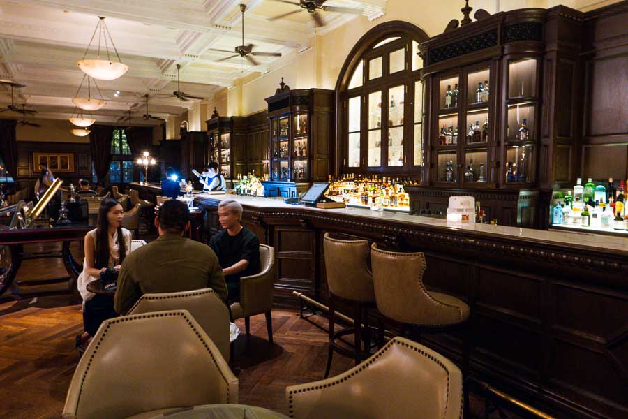The Waldorf Astoria Shanghai launches PINK OYSTER, an oyster degustation at an 8-seater bar on the Bund. Photo by Rachel Gouk @ Nomfluence.