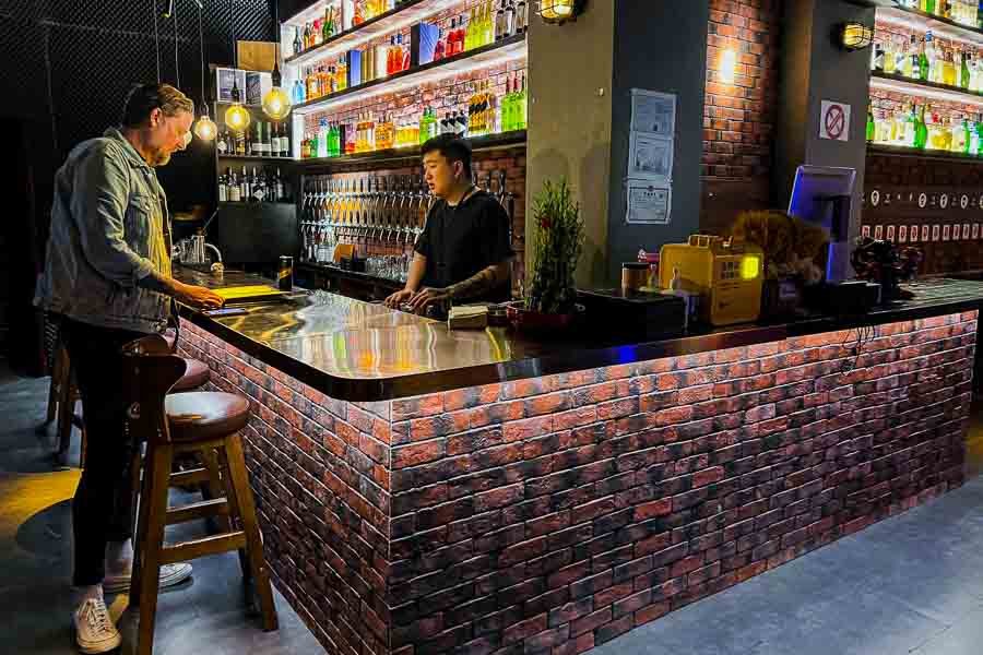 Hole in the Wall, a neighborhood pub and bar in Jing'an. Photo by Rachel Gouk @ Nomfluence