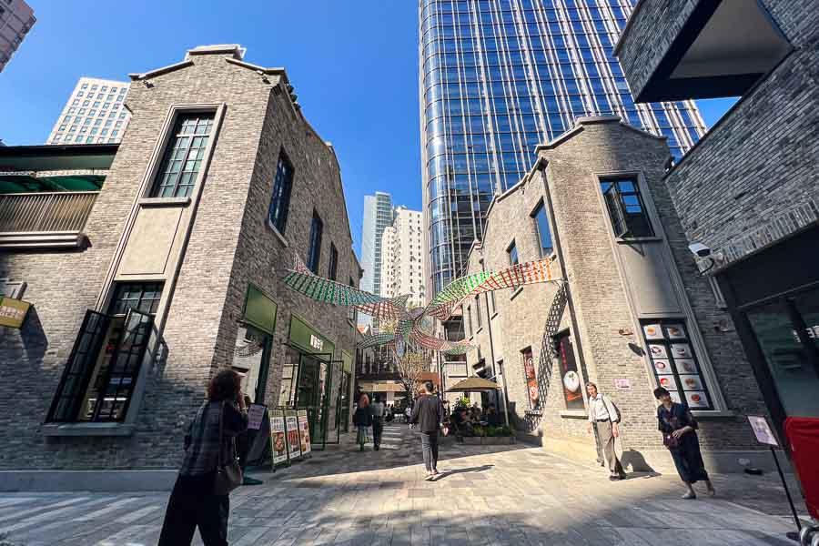 Hong Shou Fang (鸿寿坊), a dining destination and commercial hub that boasts more than 60 restaurants, bars, and cafes, located in Putuo district, Shanghai. Photo by Rachel Gouk @ Nomfluence