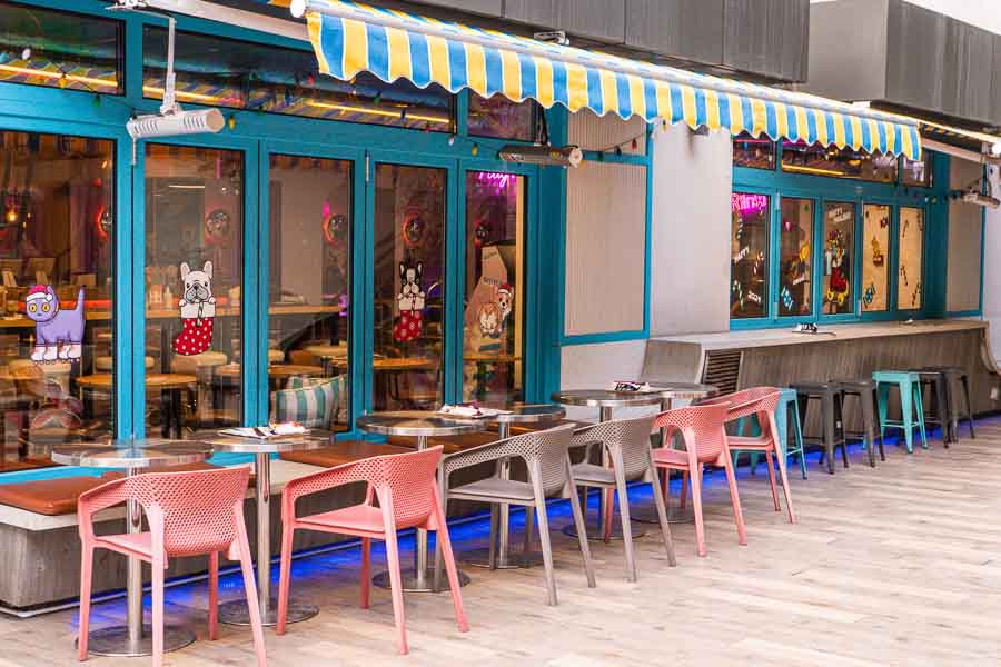 American diner food and burgers at roller skating venue RIINK Shanghai. Photo by Rachel Gouk @ Nomfluence