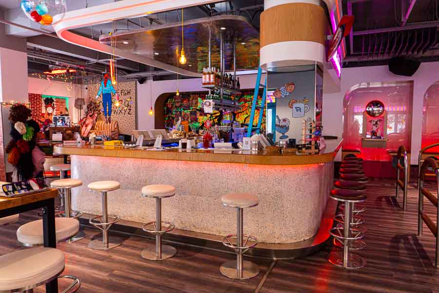 American diner food and burgers at roller skating venue RIINK Shanghai. Photo by Rachel Gouk @ Nomfluence