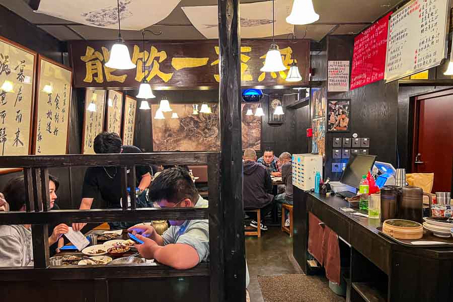 San Bai Bei is a Ningbo restaurant and late-night drinking spot in Jing'an, Shanghai. Photo by Rachel Gouk @ Nomfluence