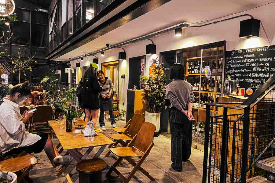 URA is a contemporary restaurant in Shanghai that combines Chinese cuisine with Basque influences. Photo by Rachel Gouk @ Nomfluence.