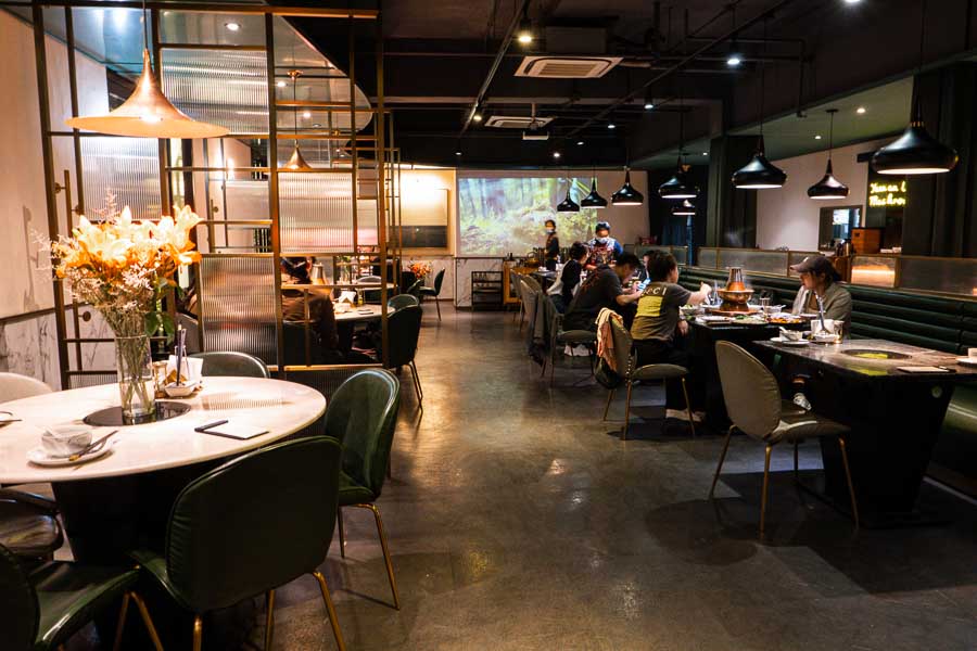Best hotpot restaurants in Shanghai. Photo by Rachel Gouk @ Nomfluence