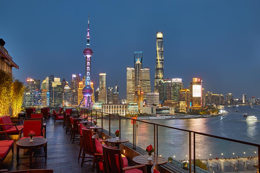 Best rooftop bars in Shanghai: Sir Elly's at The Peninsula Shanghai. @ Nomfluence