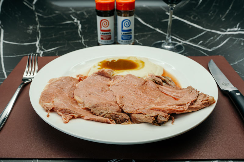 Lawry's The Prime Rib opens a restaurant in Shanghai.