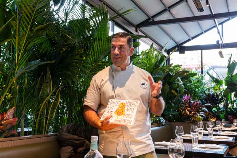 Chef Aitor Olabegoya. Photo by Rachel Gouk @ Nomfluence