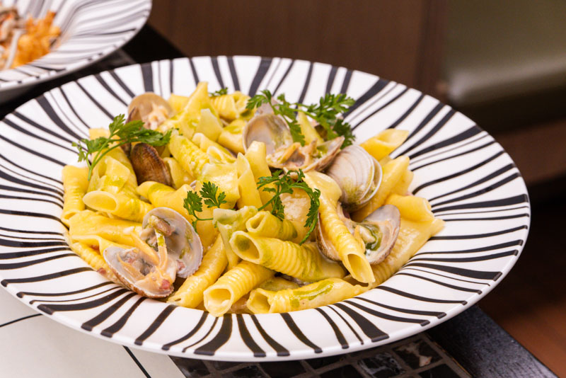 Brunch at Terrakota Shanghai. Photo @ Nomfluence