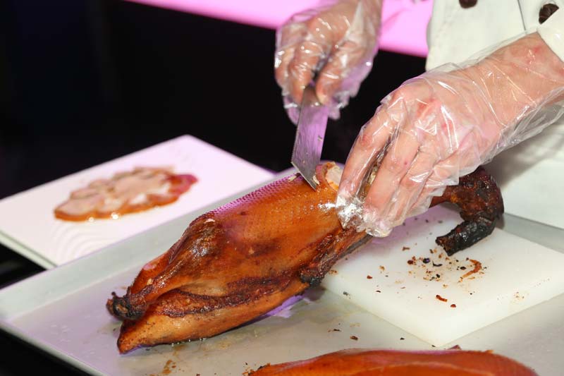 Peking Duck in Shanghai at Da Dong. Photo @ Nomfluence