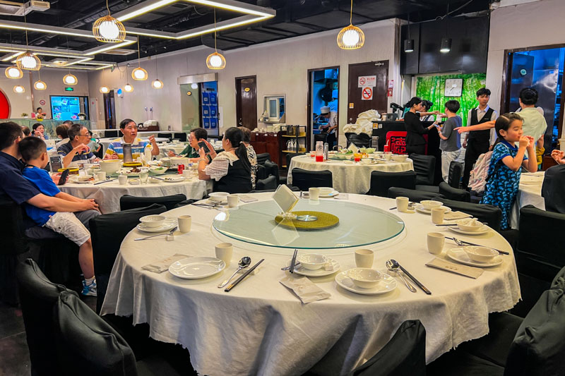 Peking Duck in Shanghai at Quan Ju De. Photo @ Nomfluence