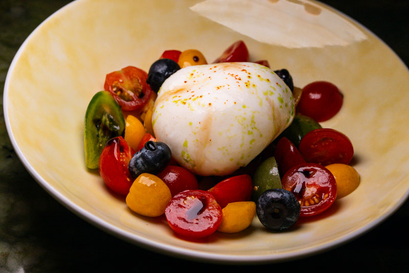Cilan Shanghai is a contemporary Chinese restaurant serving West China cuisine. Photo by @ Nomfluence