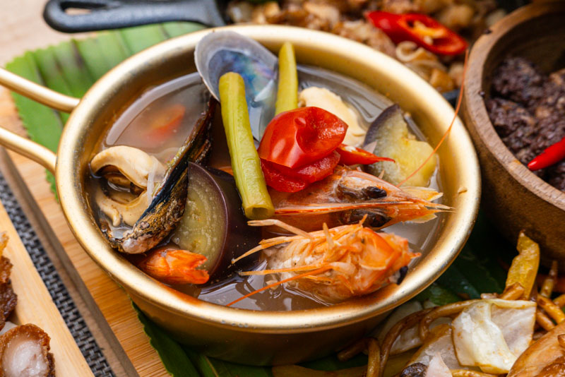 Filipino food in Shanghai at Bela Fiesta, M50 Art District. Photo @ Nomfluence