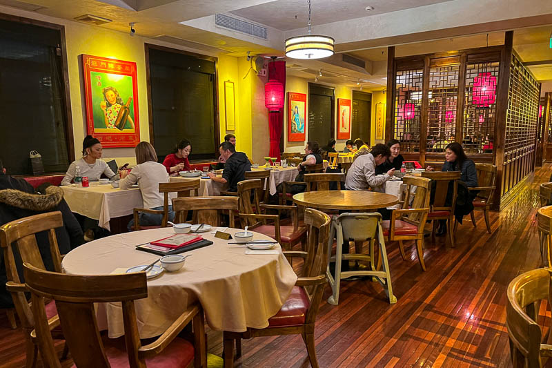 Sichuan Citizen is a popular Chinese restaurant in Shanghai for Sichuan cuisine.