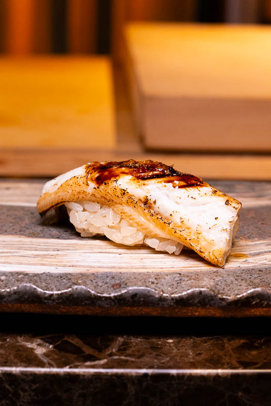 Uni Shushi is a Japanese restaurant in Shanghai that delivers excellent and affordable omakase and sushi.