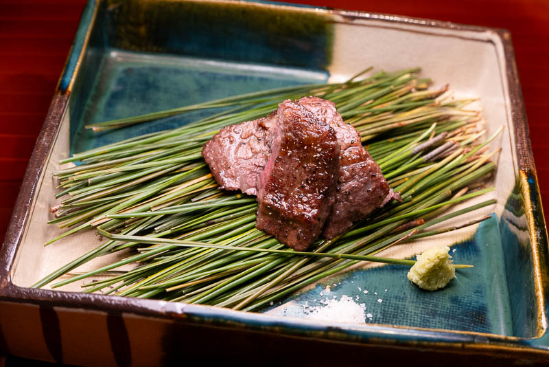 Noya is a Japanese restaurant in Shanghai that does sukiyaki set menus.