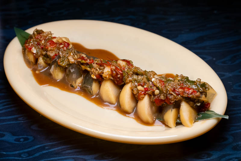 Yunnan Eating Society is a casual and trendy Yunnan restaurant in Shanghai