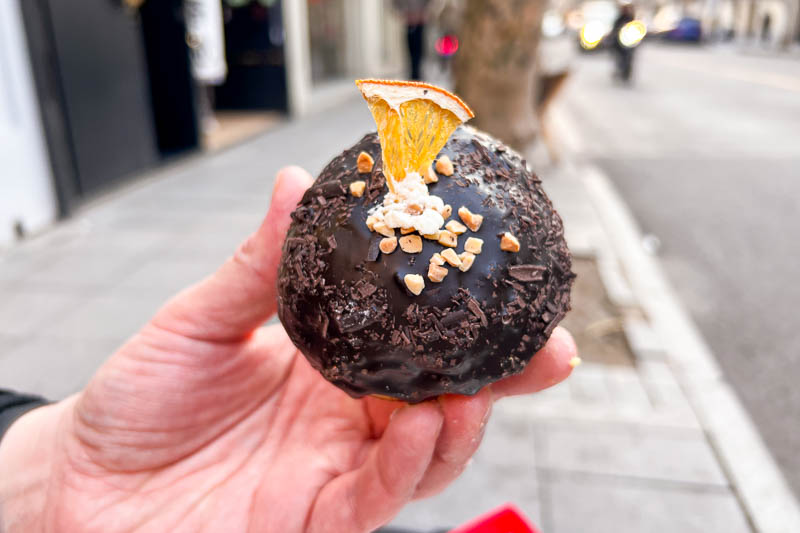 Burning Donut is a donut shop in Shanghai